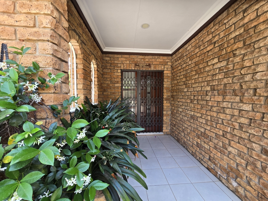4 Bedroom Property for Sale in Doringkruin North West